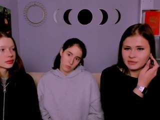 baby-hotte Live Webcam on CamSoda