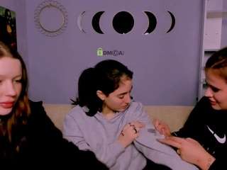 baby-hotte Live Webcam on CamSoda