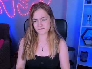 Live cam show with baby-hotte