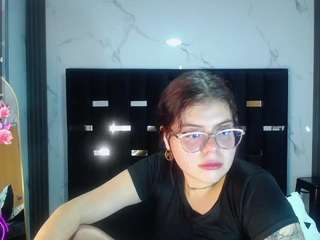 dravianaa-a Live Webcam on CamSoda