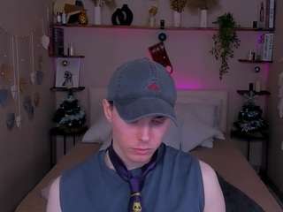 hectorspector's CamSoda show and profile