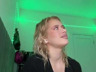 hortenselaseter from CamSoda