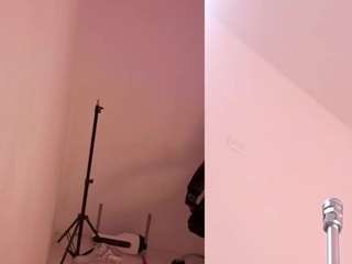 kiaraapolo webcam model