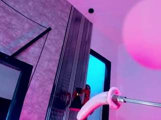 Kiaraapolo's cam show statistics and live stream