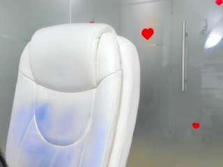 queenrafaelle Live Webcam on CamSoda