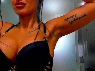 Live cam show with Rafaelle