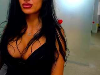 Live cam show with Rafaelle