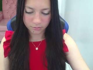 velvetvixen-t's CamSoda show and profile