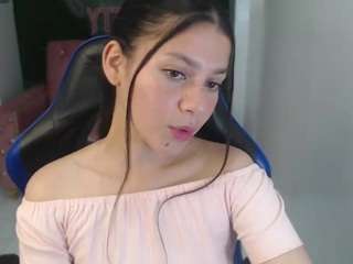 velvetvixen-t webcam model