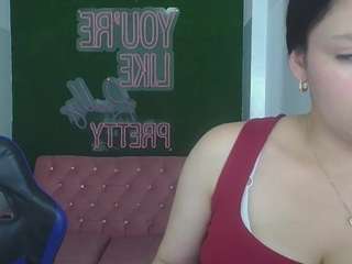 velvetvixen-t's CamSoda show and profile