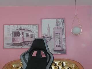 velvetvixen-t's CamSoda show and profile