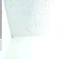 agata-wishx's CamSoda show and profile