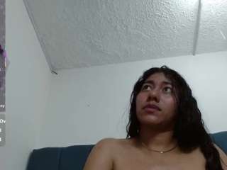 agata-wishx's CamSoda show and profile