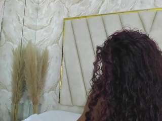 Alana La Latina