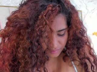 Alana La Latina 🍑 live webcam show