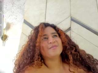 Alana La Latina 🍑 live cam preview