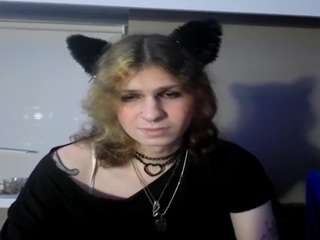 cuddleavenue Live Webcam on CamSoda