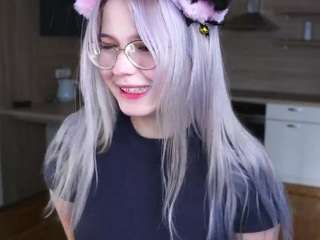 evelynnbartin Live Webcam on {site_name}