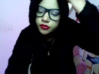 ise-lunny Live Webcam on CamSoda