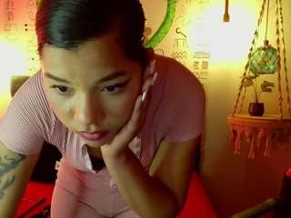 ise-lunny Live Webcam on CamSoda