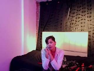 ise-lunny Live Webcam on CamSoda