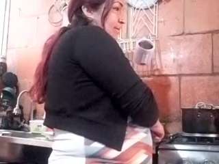 isis-milove's CamSoda show and profile