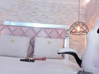 kathia-dumons Live Webcam on {site_name}