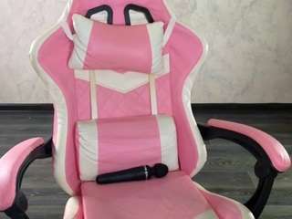 lovellymolly's CamSoda show and profile