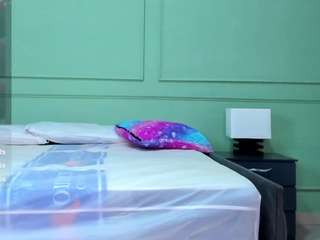 nahomyskym Live Webcam on CamSoda