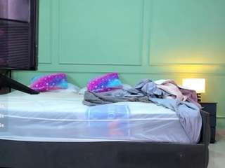 nahomyskym Live Webcam on CamSoda