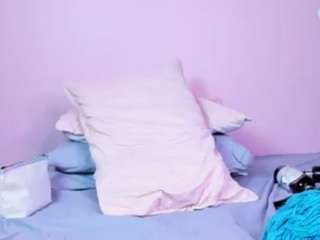 nahomyskym Live Webcam on CamSoda