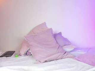 nahomyskym Live Webcam on CamSoda