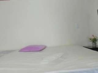 nahomyskym Live Webcam on CamSoda