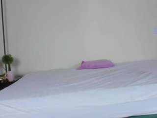 nahomyskym Live Webcam on CamSoda