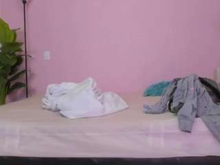 nahomyskym Live Webcam on CamSoda