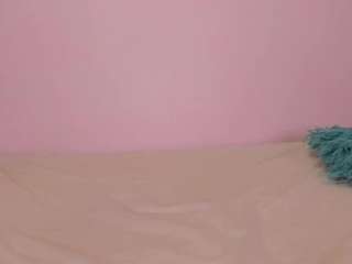 nahomyskym live cam profile