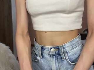 poksurface's CamSoda show and profile