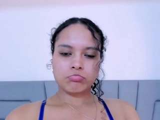 valeriajulio's CamSoda show and profile