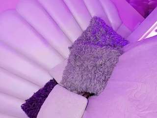 veroniica-mist Live Webcam on CamSoda