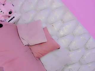 veroniica-mist live webcam show