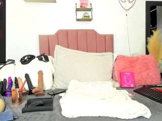 victoria-willde's CamSoda show and profile