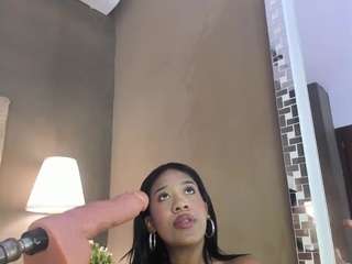 alaysha-johnson webcam