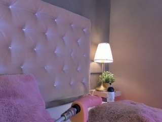 alaysha-johnson webcam