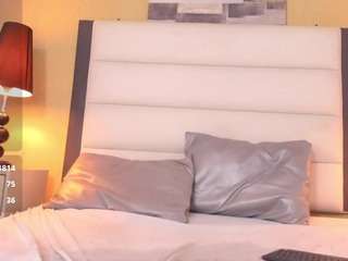 Live webcam model allypretty on Soda Cams