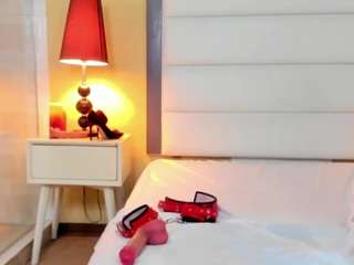 allypretty Live Webcam on CamSoda