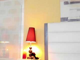 allypretty's CamSoda show and profile