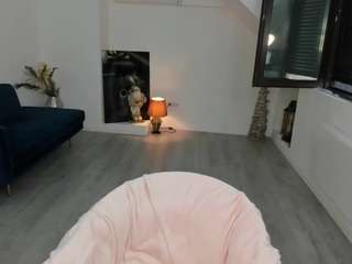 anyaevy webcam model