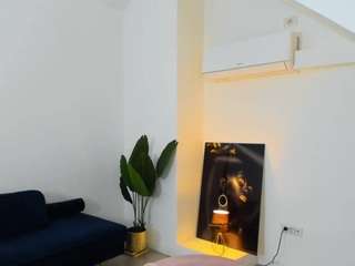 anyaevy's CamSoda show and profile