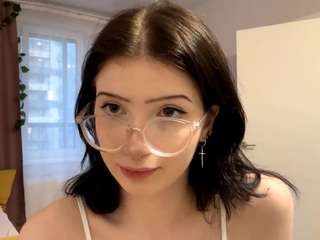 ashlieforslund Live Webcam on {site_name}