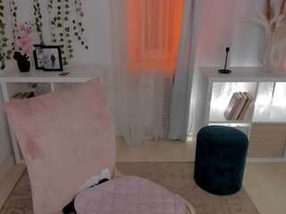 erikakimmy's CamSoda show and profile